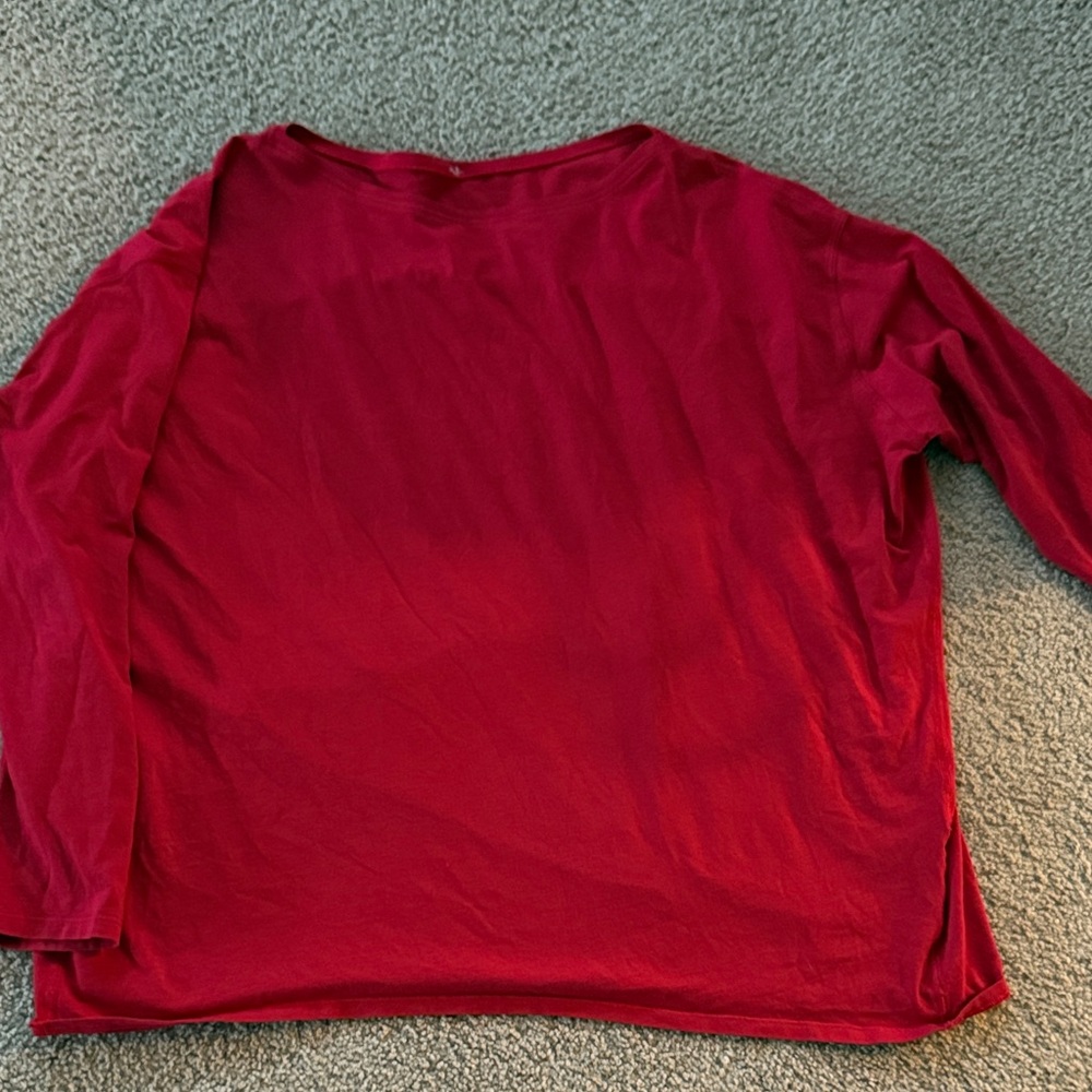 Lululemon Red Long Sleeve Top back in action